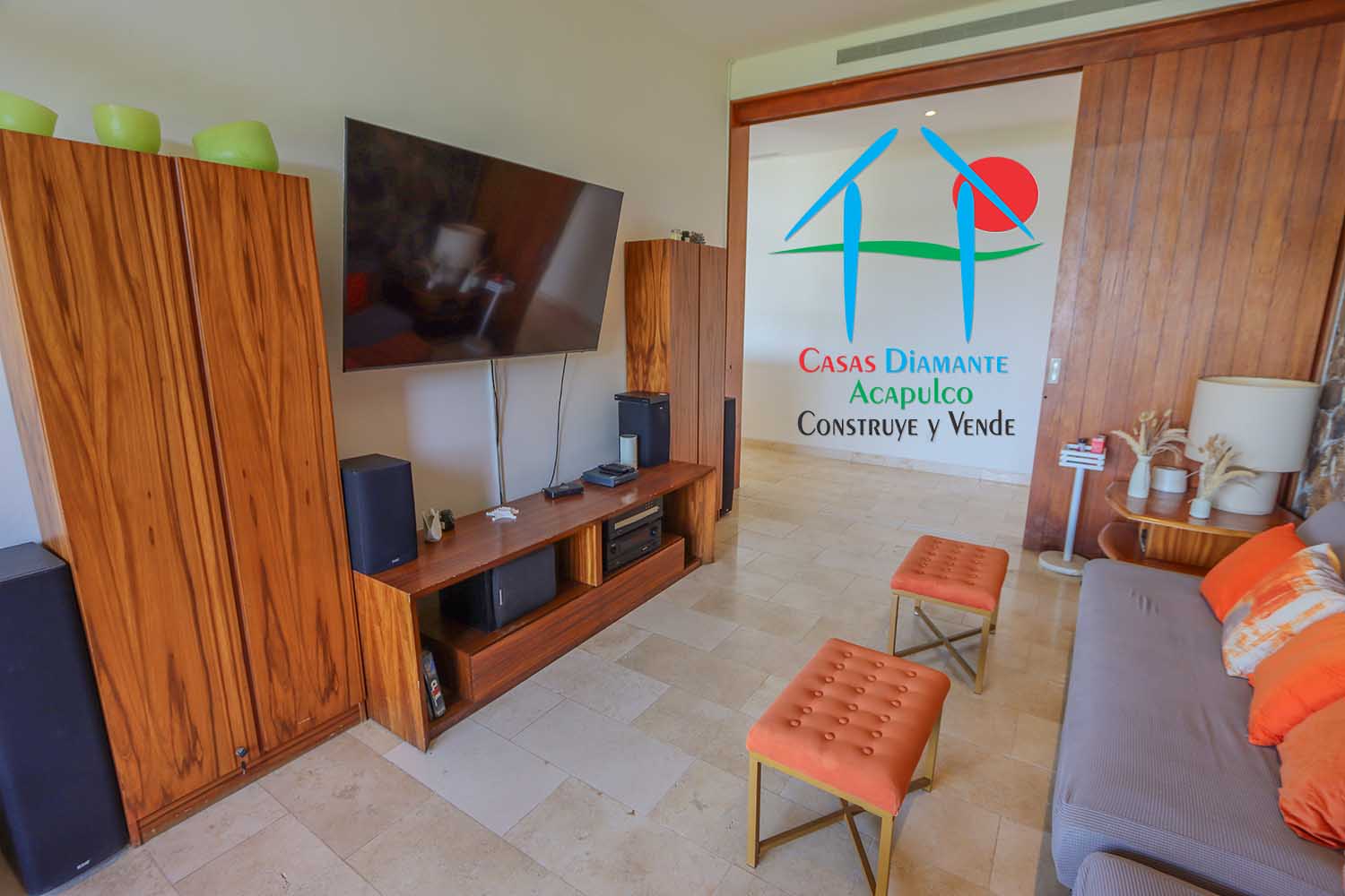 Delta 6 - Sala de televisión 5